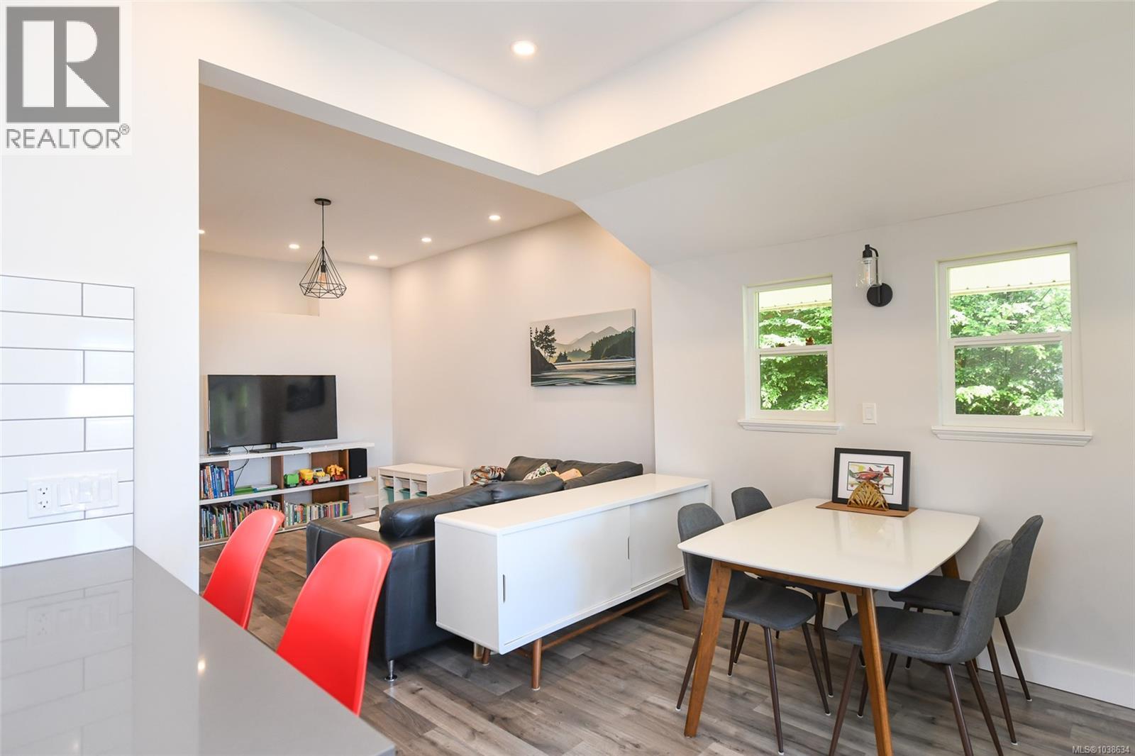 2753 Maryport Ave - 8