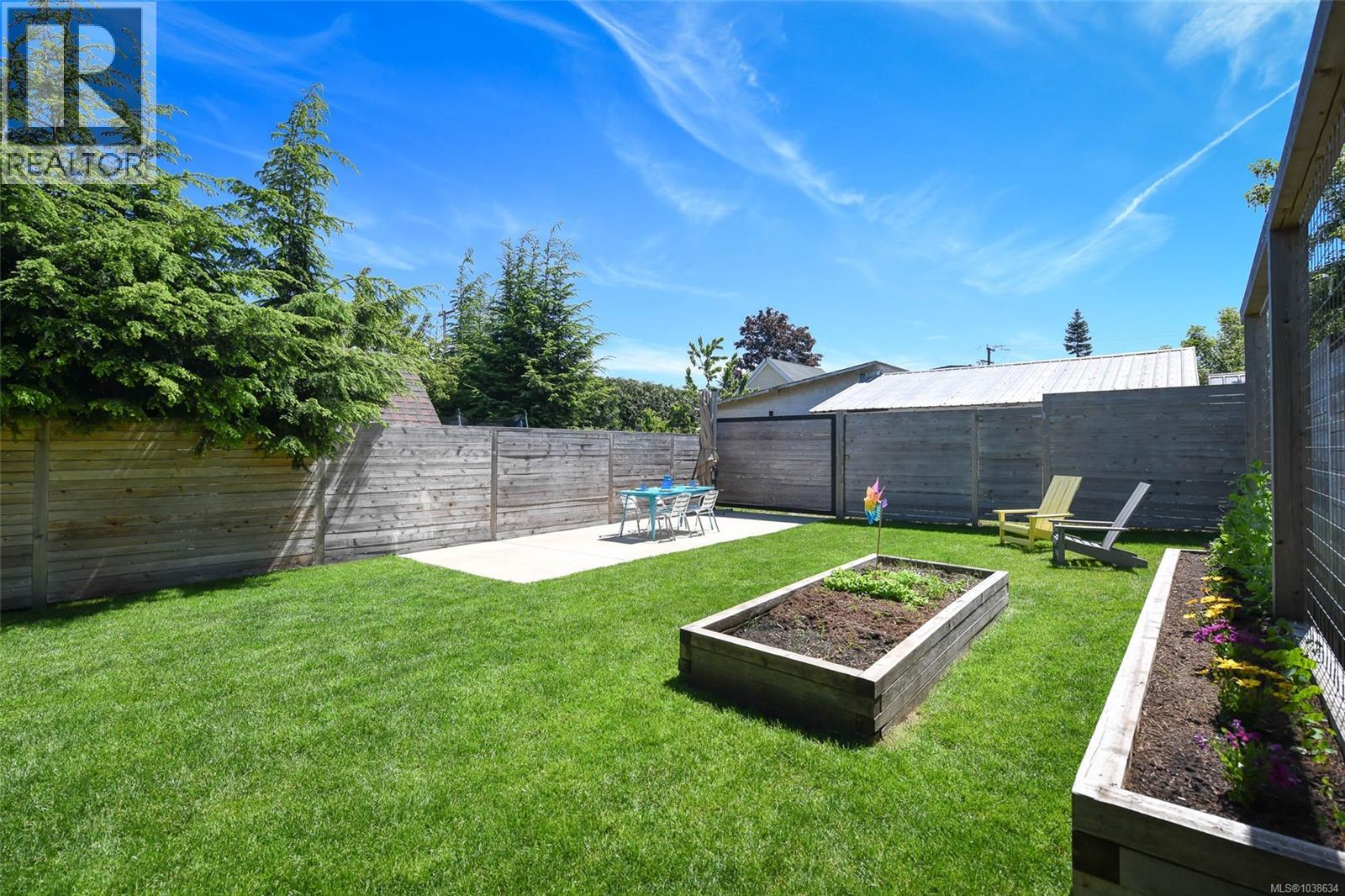 2753 Maryport Ave - 27