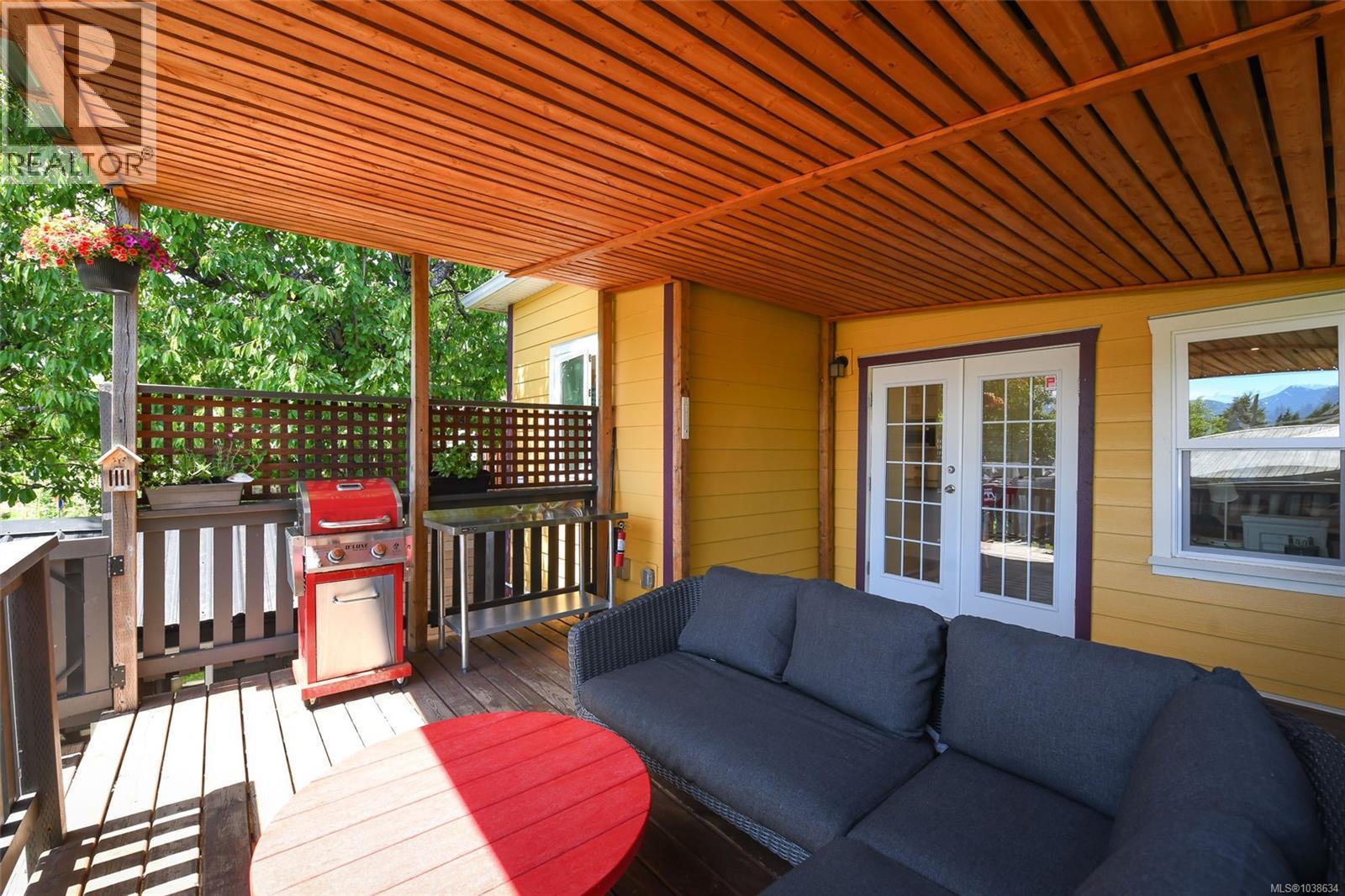 2753 Maryport Ave - 28