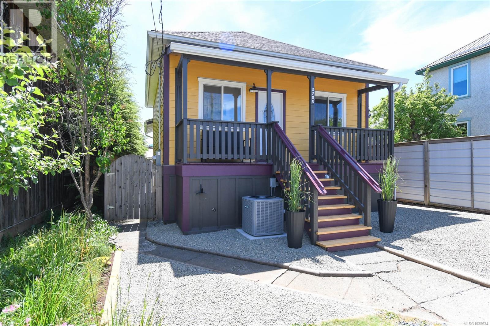 2753 Maryport Ave - 1