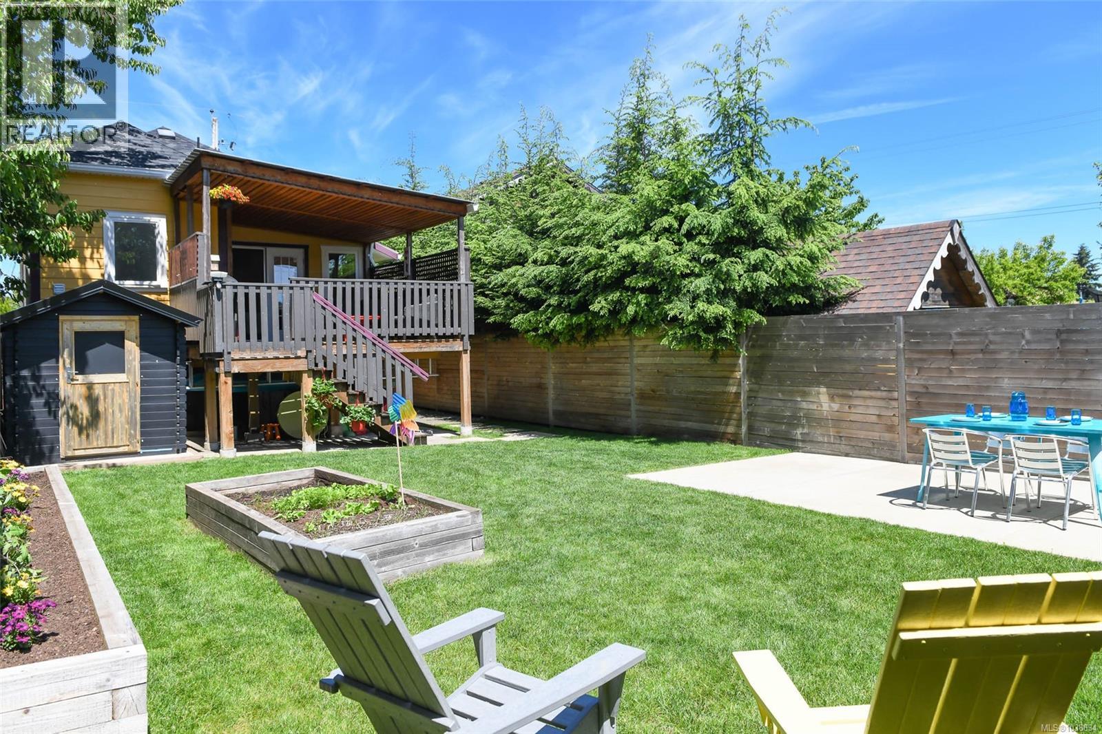 2753 Maryport Ave - 52