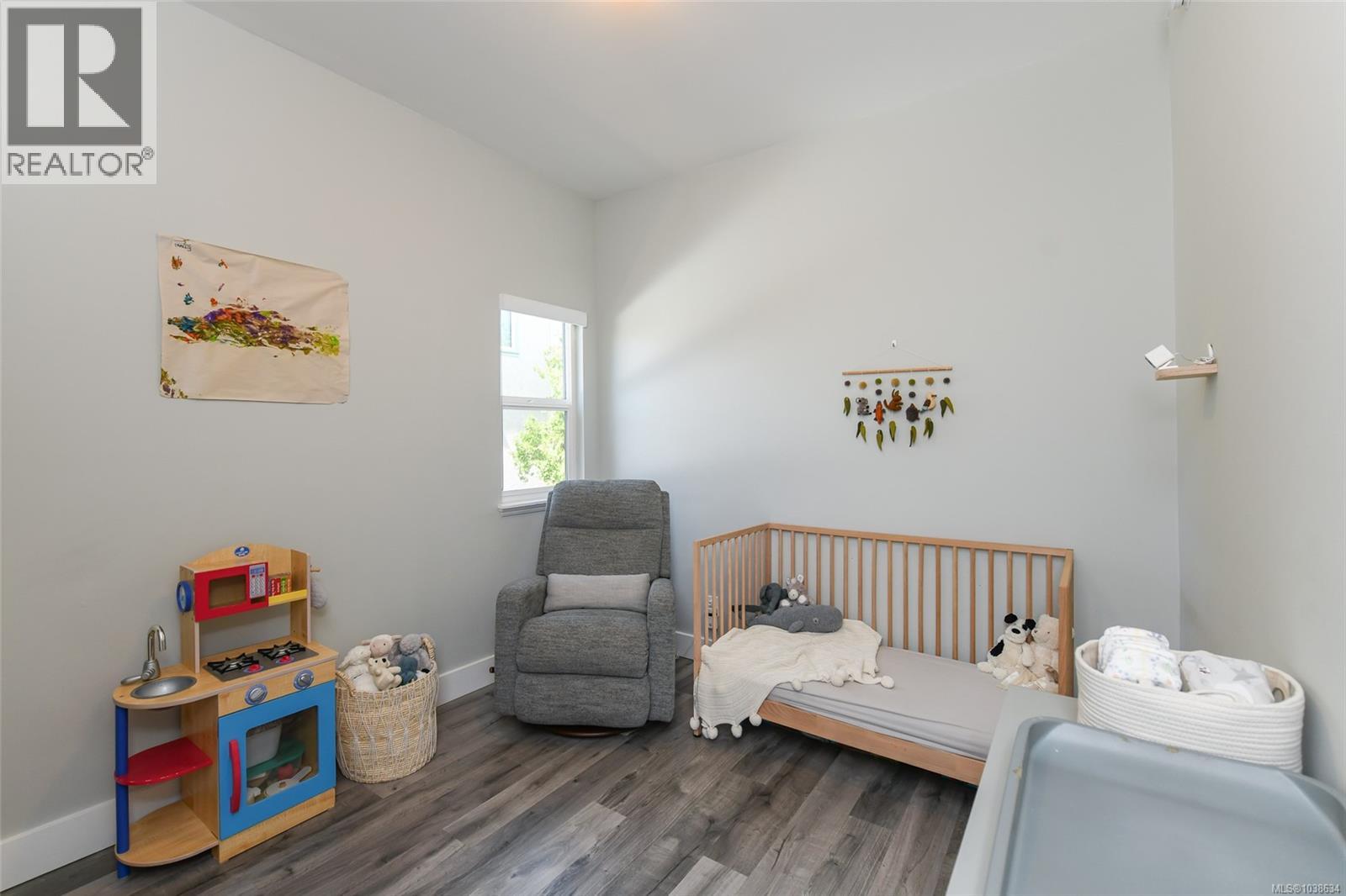 2753 Maryport Ave - 37