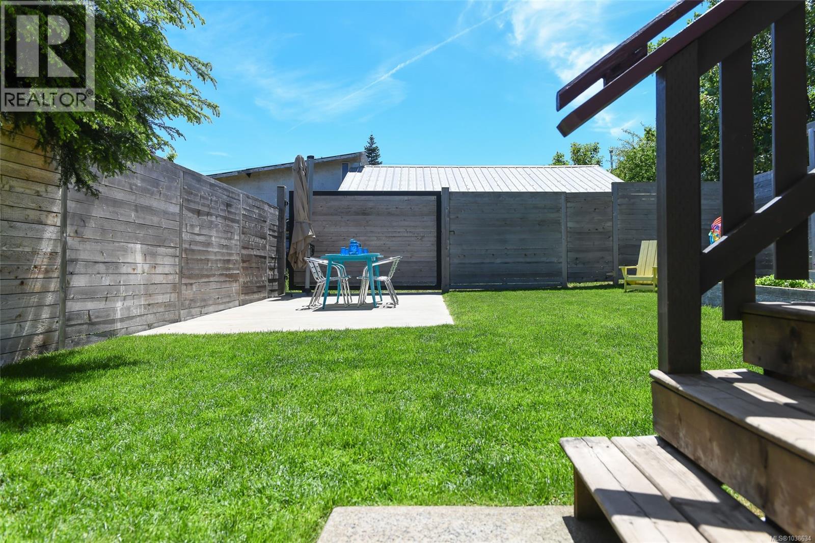 2753 Maryport Ave - 54