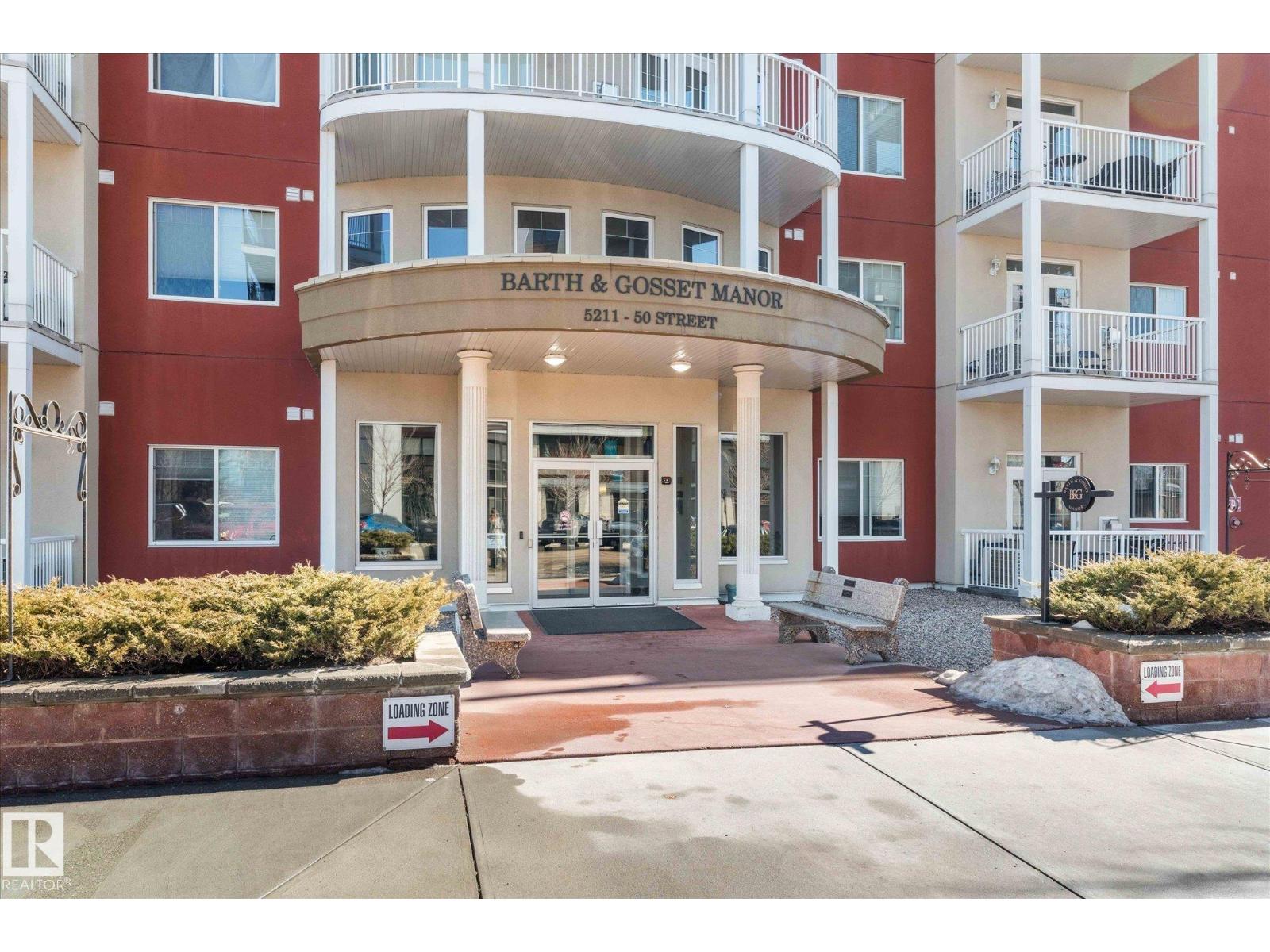 #110 5211 50 ST exterior