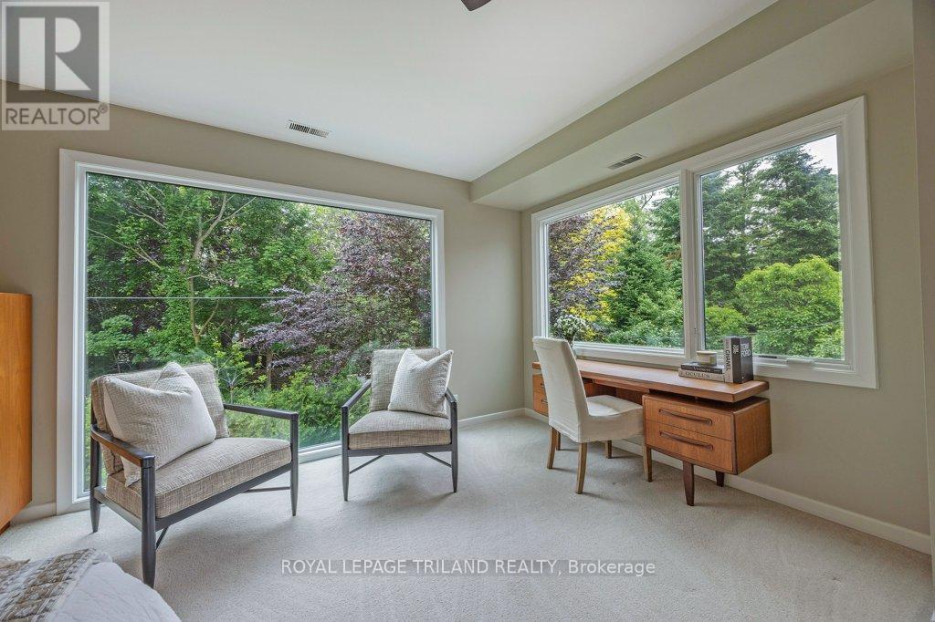 12 MAYFAIR DRIVE - 23