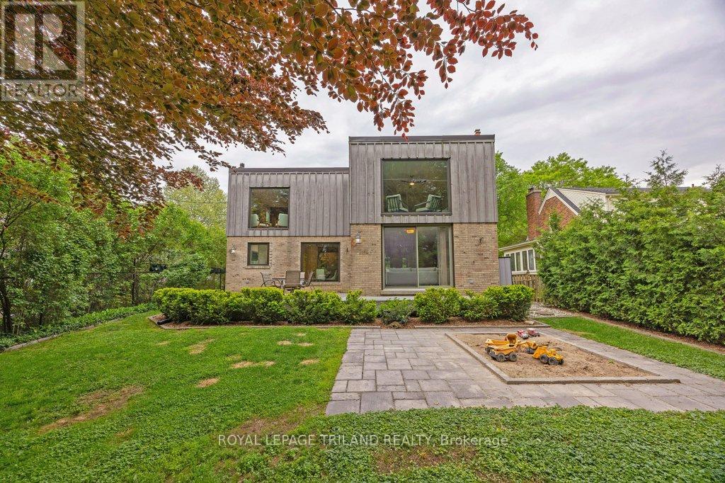 12 MAYFAIR DRIVE - 46