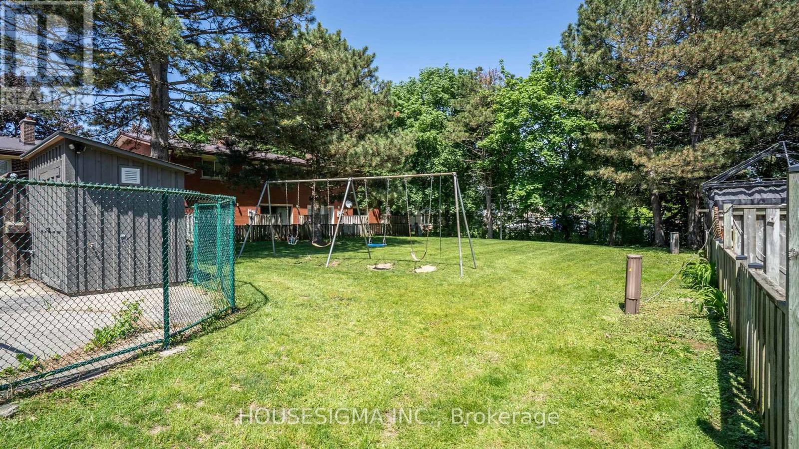 16 ARBOUR GLEN CRESCENT - 22