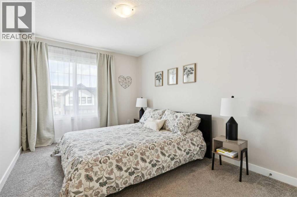 303 Masters Row SE - 23