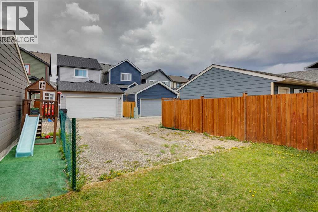 303 Masters Row SE - 36