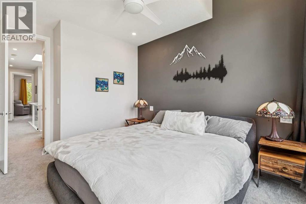 3507 41 Street SW - 22