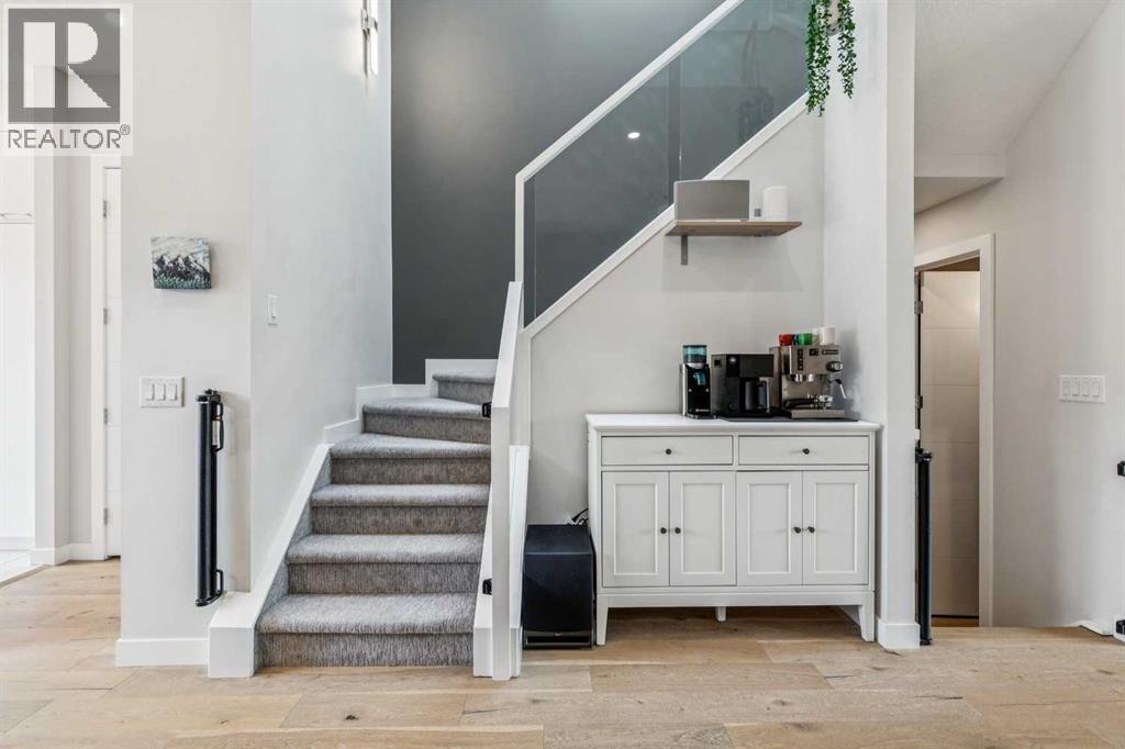 3507 41 Street SW - 19