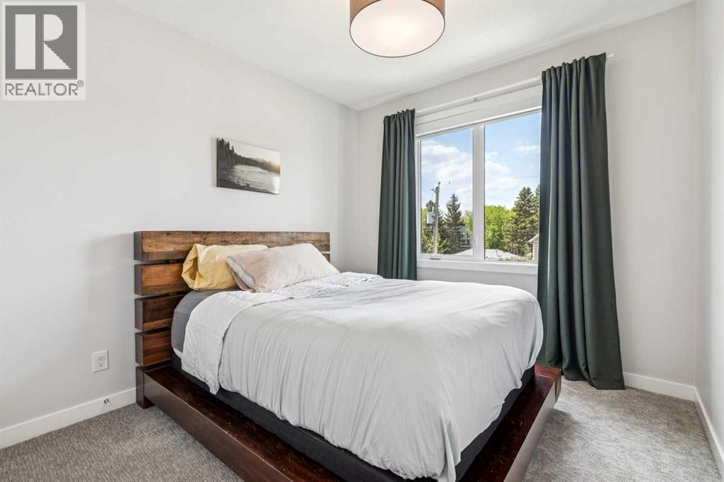 3507 41 Street SW - 30