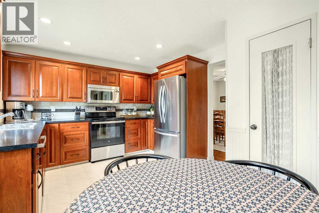 6011 Norfolk Drive NW - 12