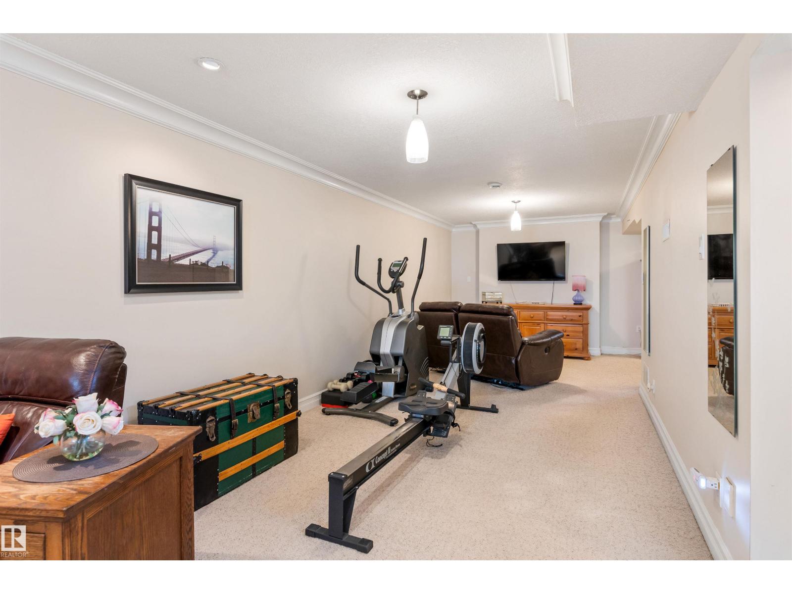25 MOUNT ROYAL DR - 24
