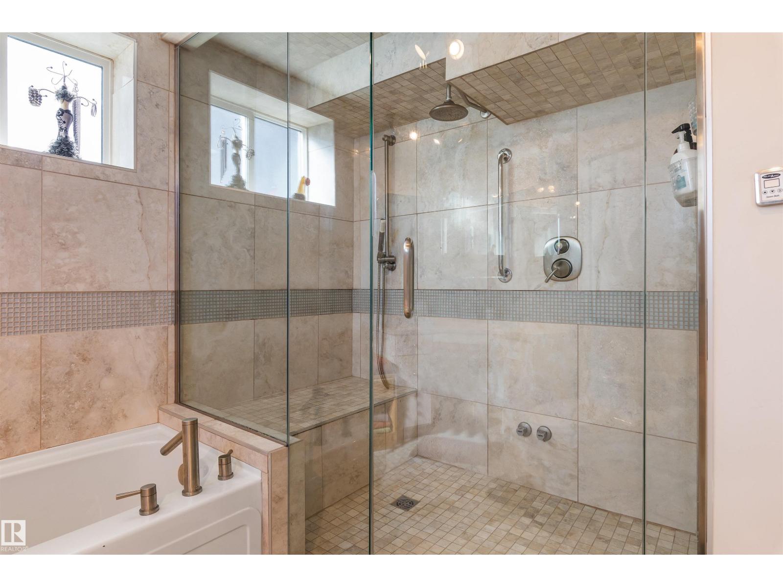 25 MOUNT ROYAL DR - 29