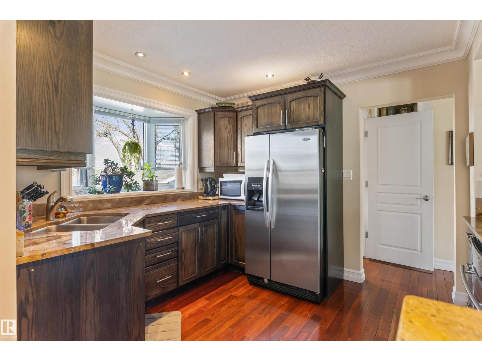 25 MOUNT ROYAL DR - 14