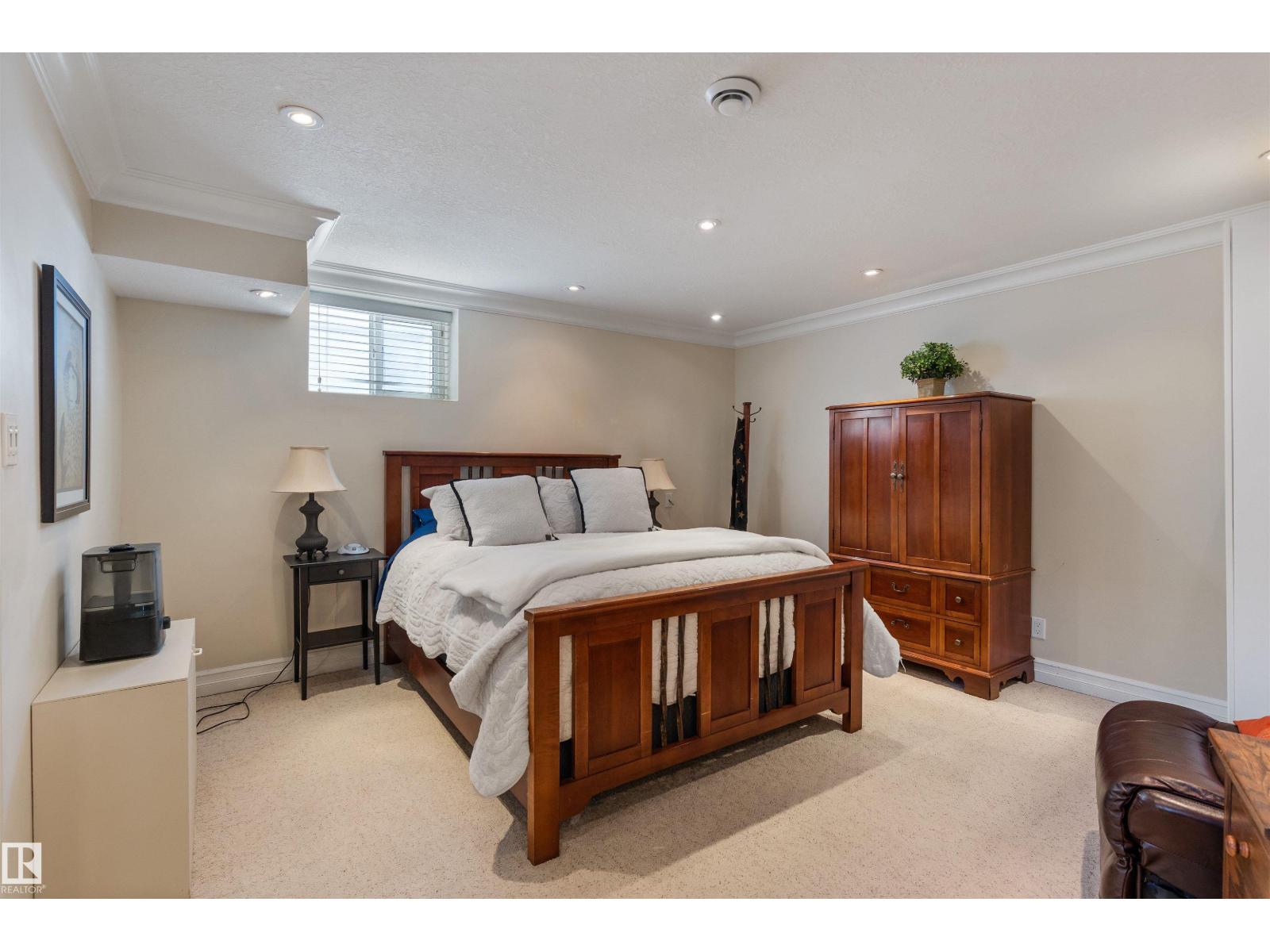 25 MOUNT ROYAL DR - 26
