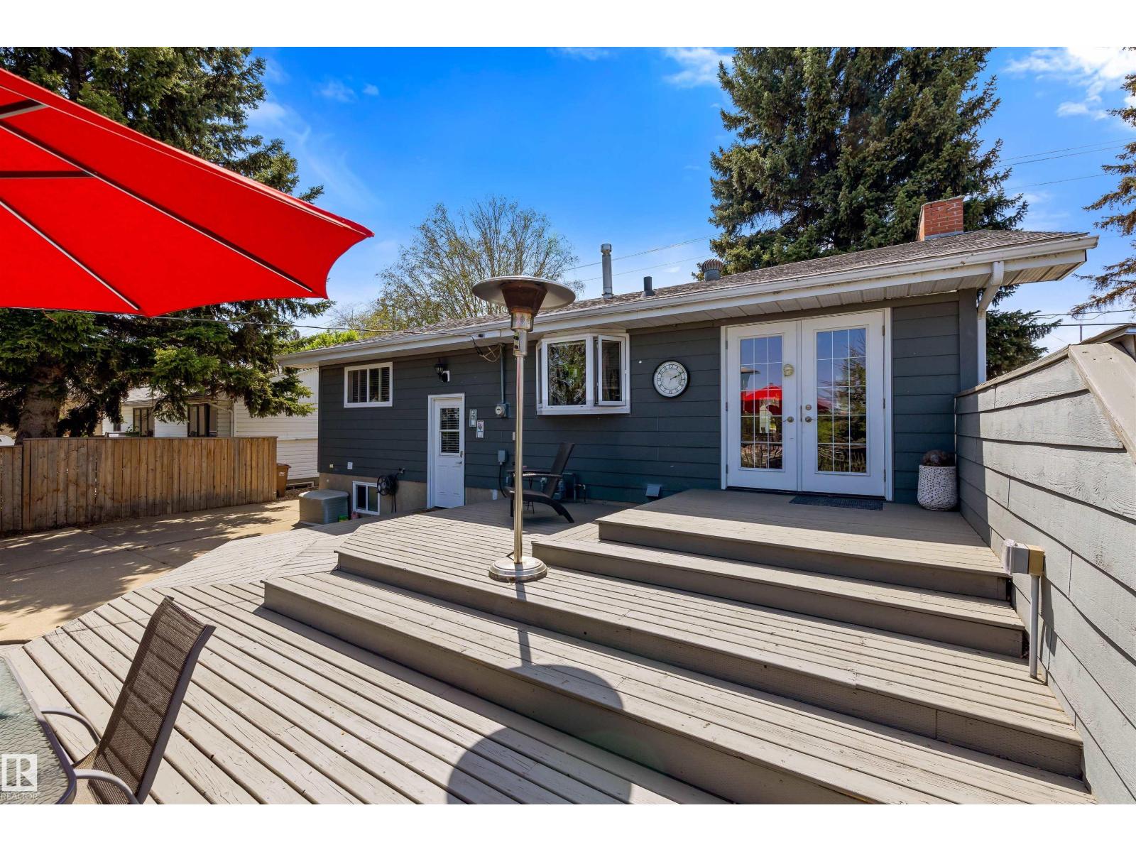 25 MOUNT ROYAL DR - 42