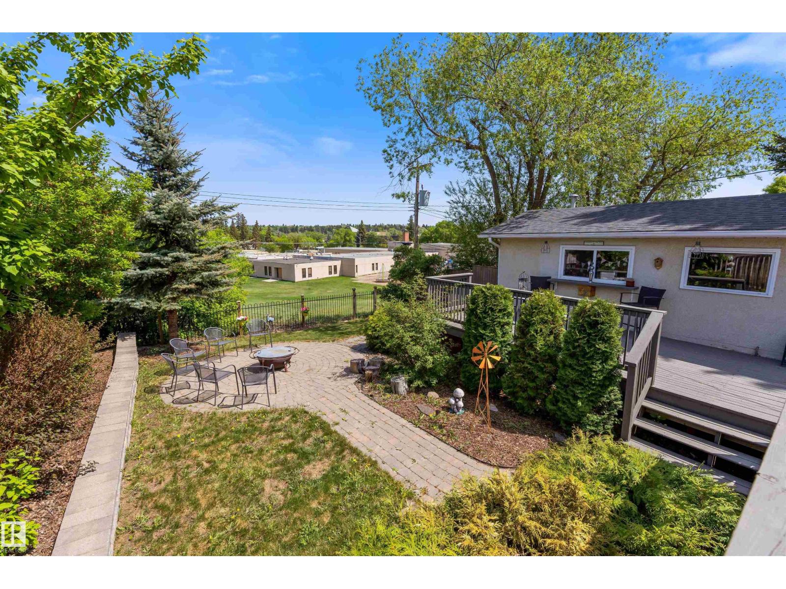 25 MOUNT ROYAL DR - 45