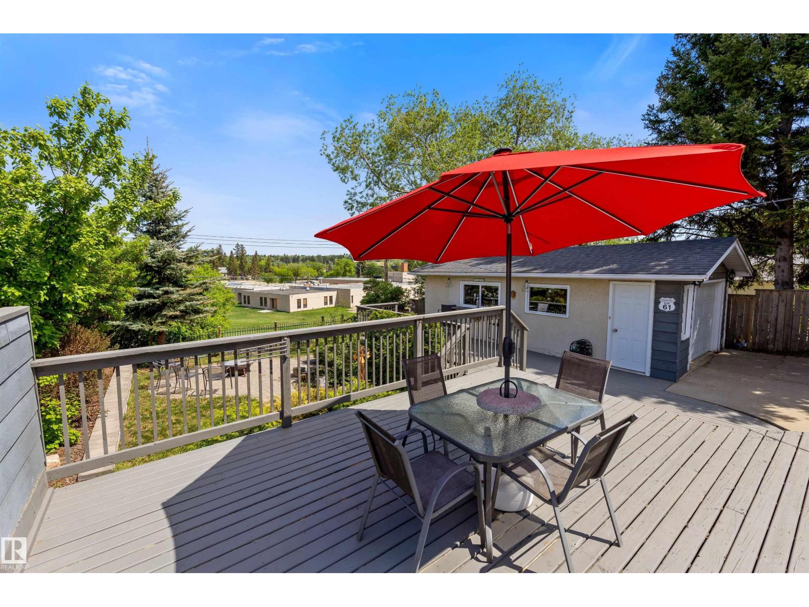 25 MOUNT ROYAL DR - 43