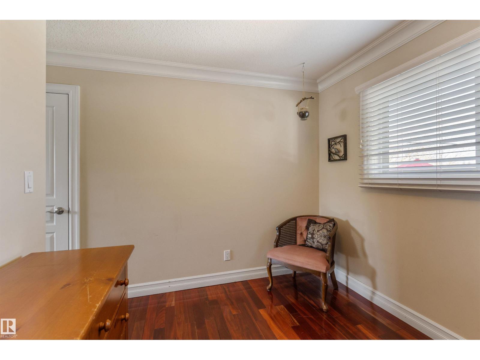 25 MOUNT ROYAL DR - 20