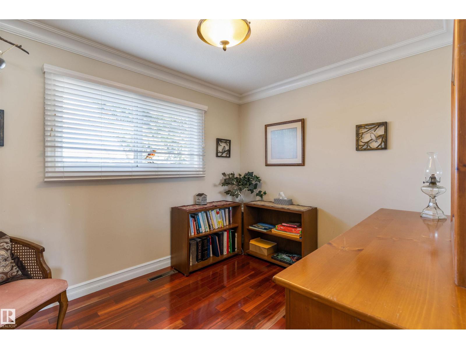 25 MOUNT ROYAL DR - 19