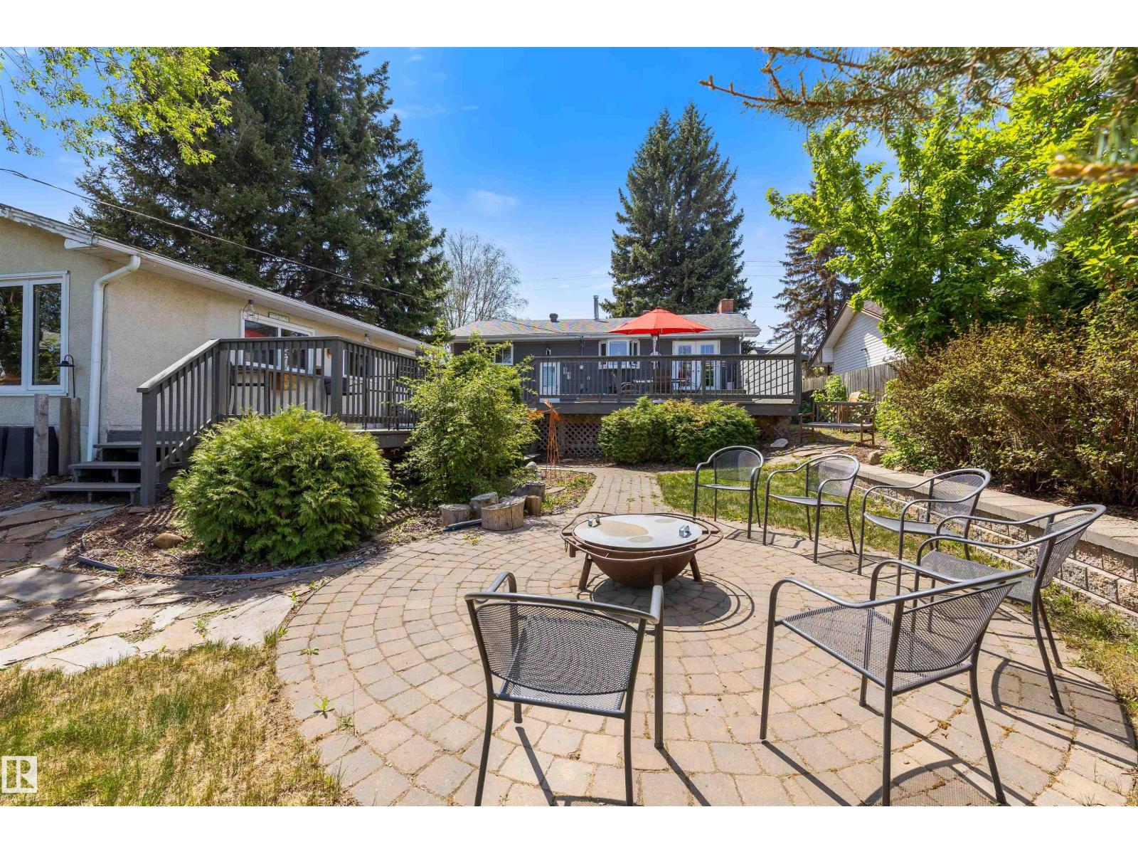 25 MOUNT ROYAL DR - 52