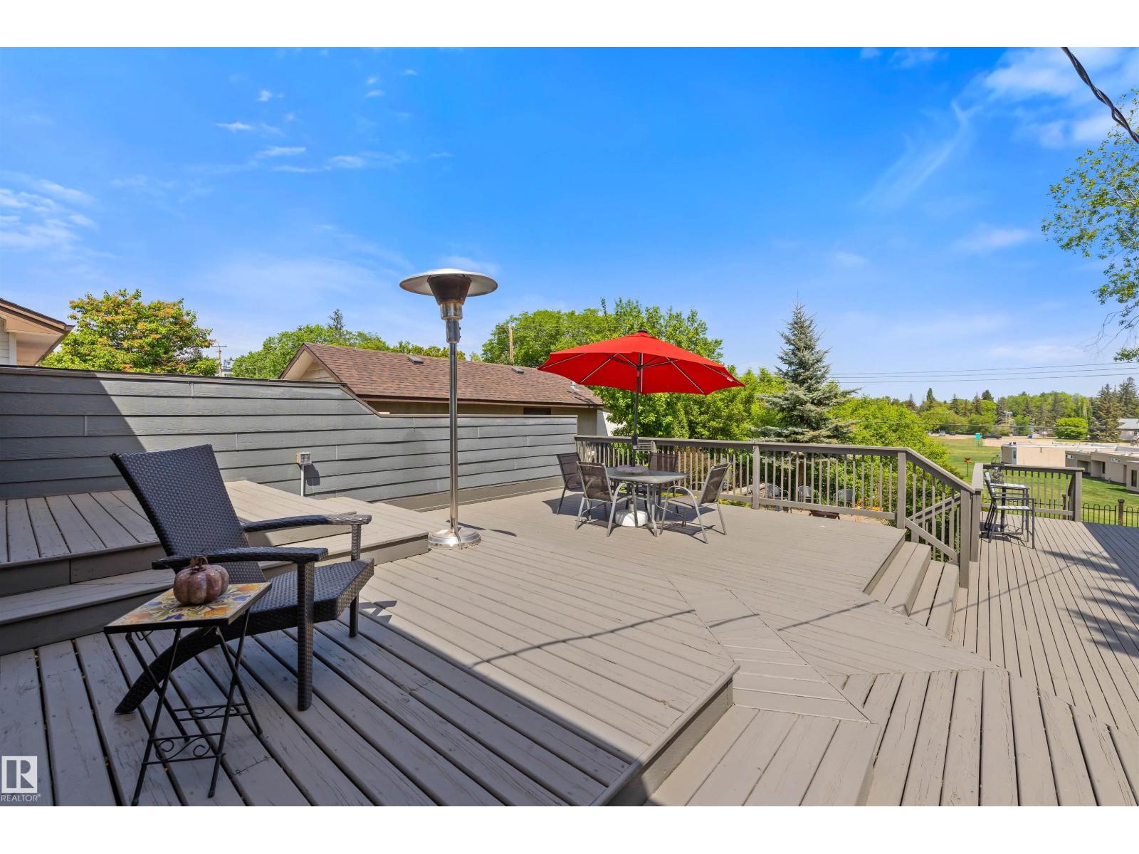 25 MOUNT ROYAL DR - 37