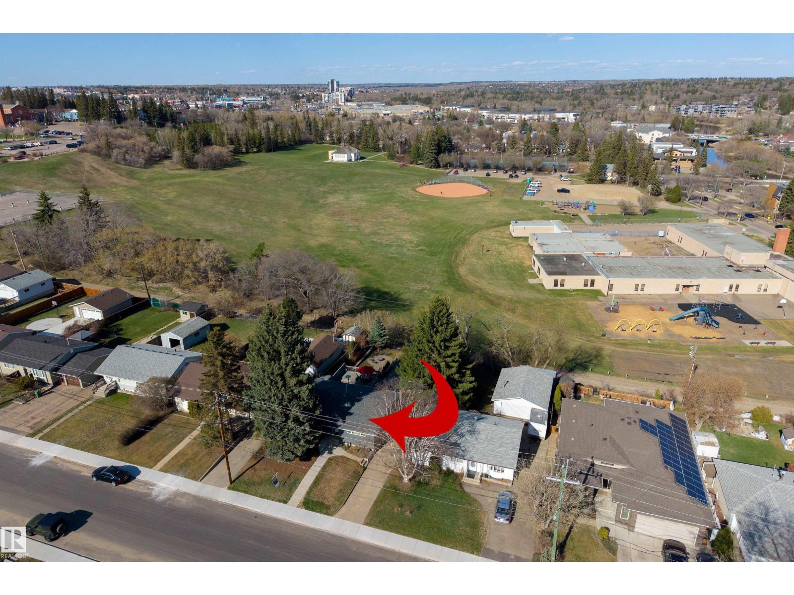25 MOUNT ROYAL DR - 59