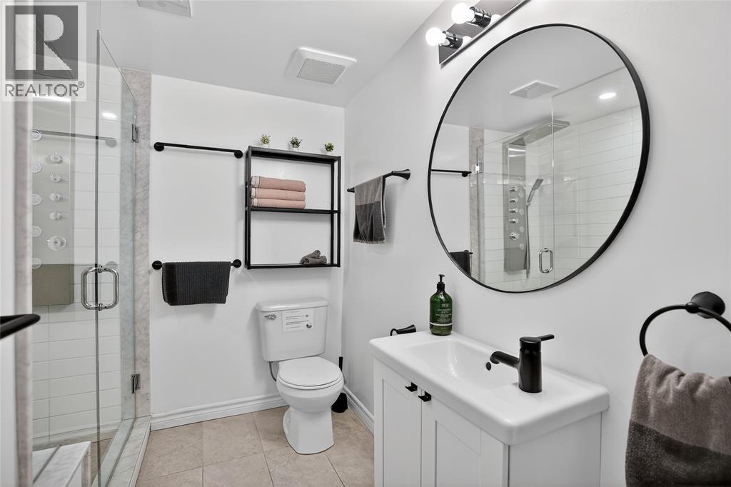 4084 Bluepoint DRIVE - 28