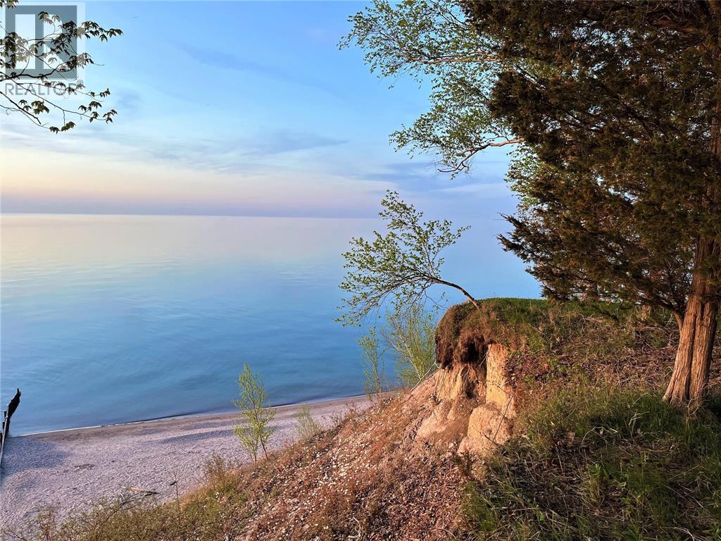 4084 Bluepoint DRIVE - 44