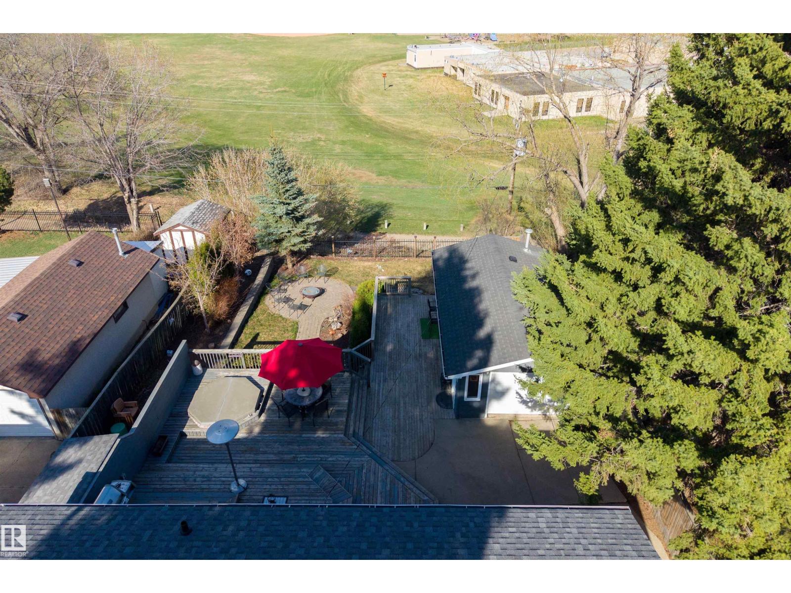 25 MOUNT ROYAL DR - 54