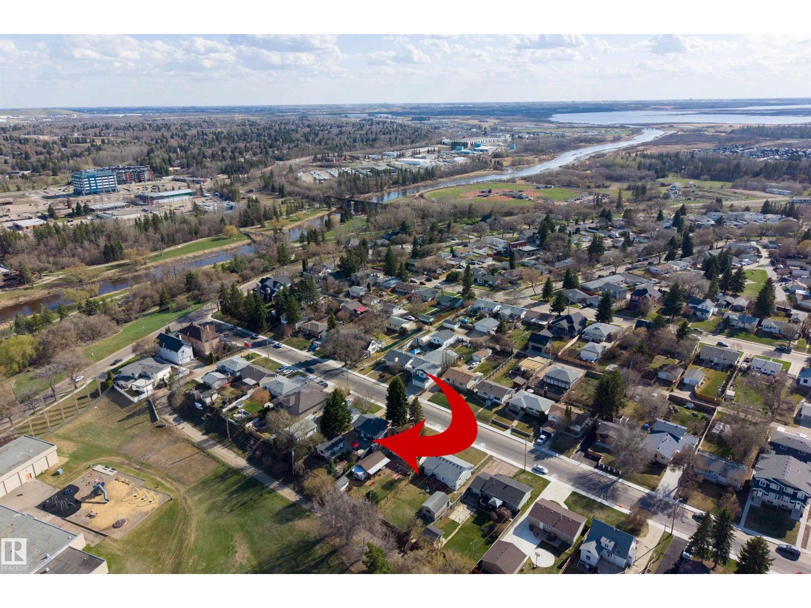 25 MOUNT ROYAL DR - 63