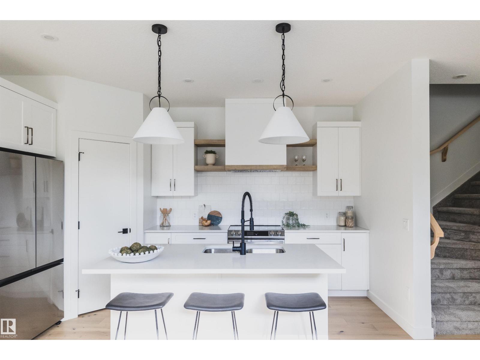4216 121 ST NW - 5