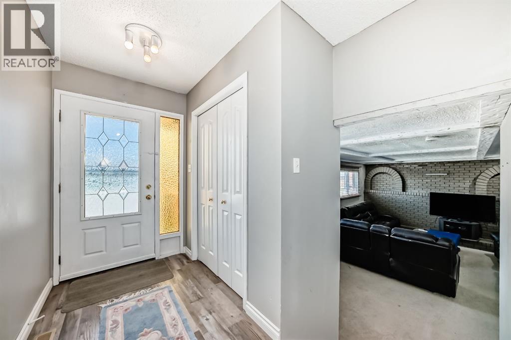 28 Rundlelawn Place NE - Image 3