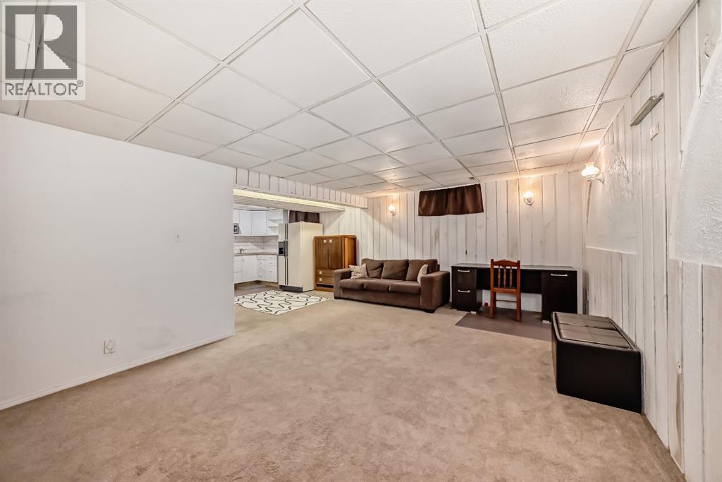28 Rundlelawn Place NE - 30