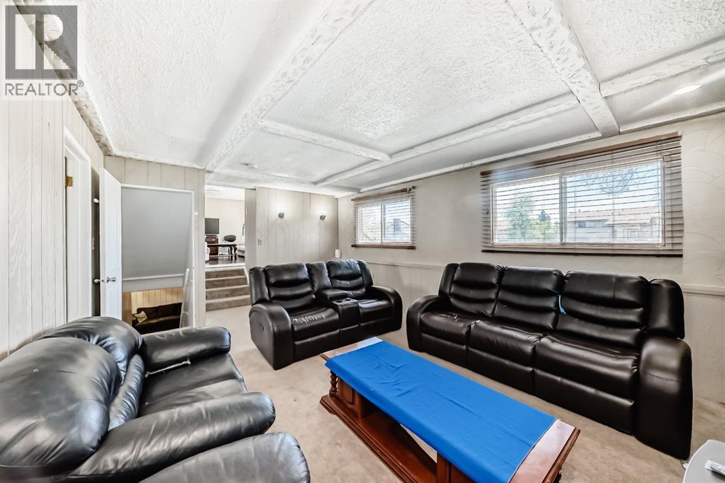 28 Rundlelawn Place NE - 22