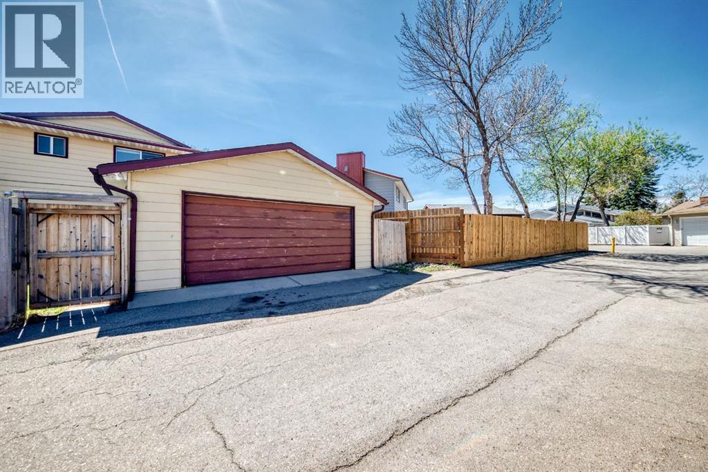 28 Rundlelawn Place NE - 35