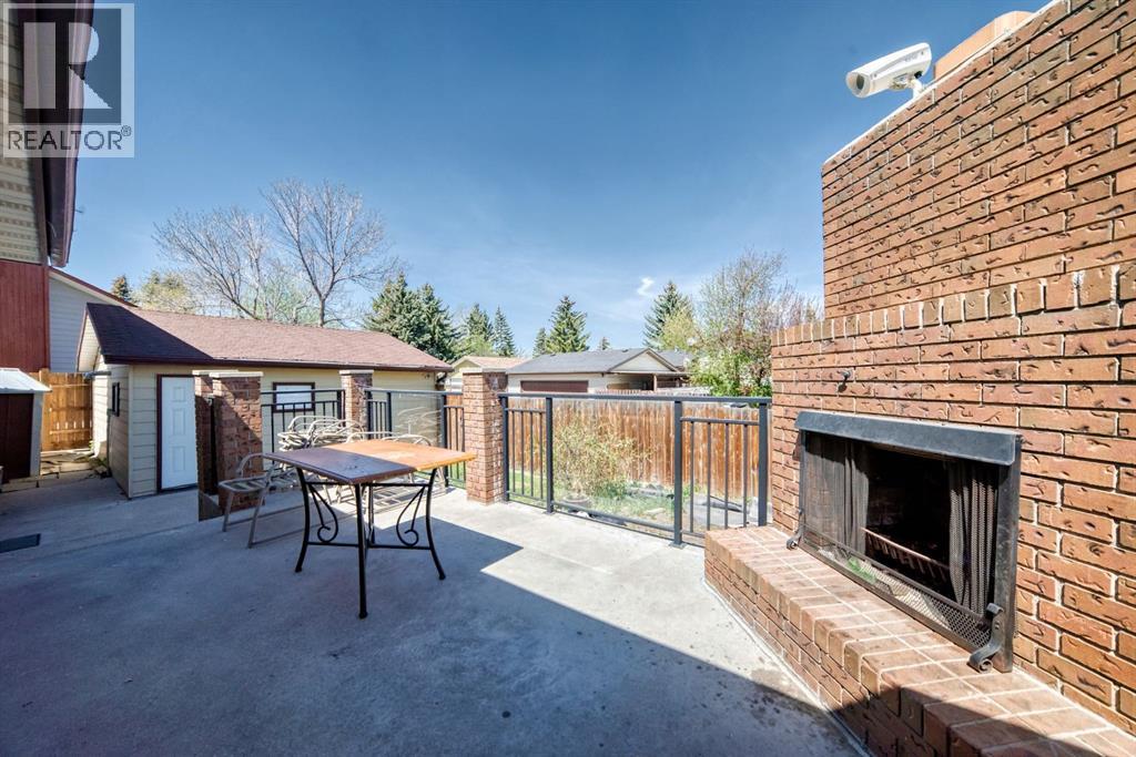 28 Rundlelawn Place NE - 38