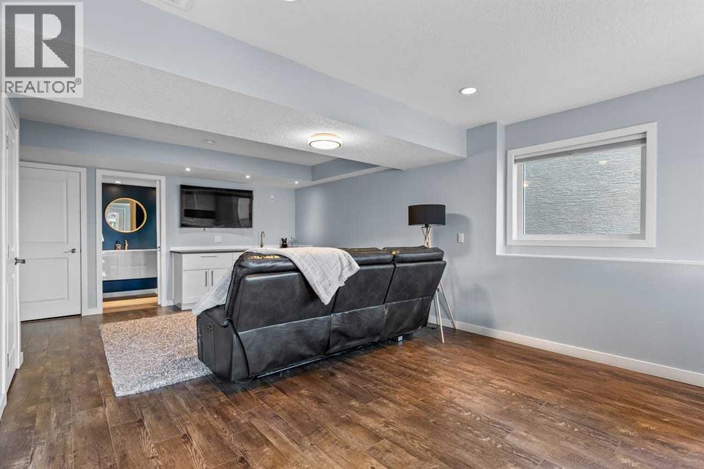 68 Legacy Manor SE - 32