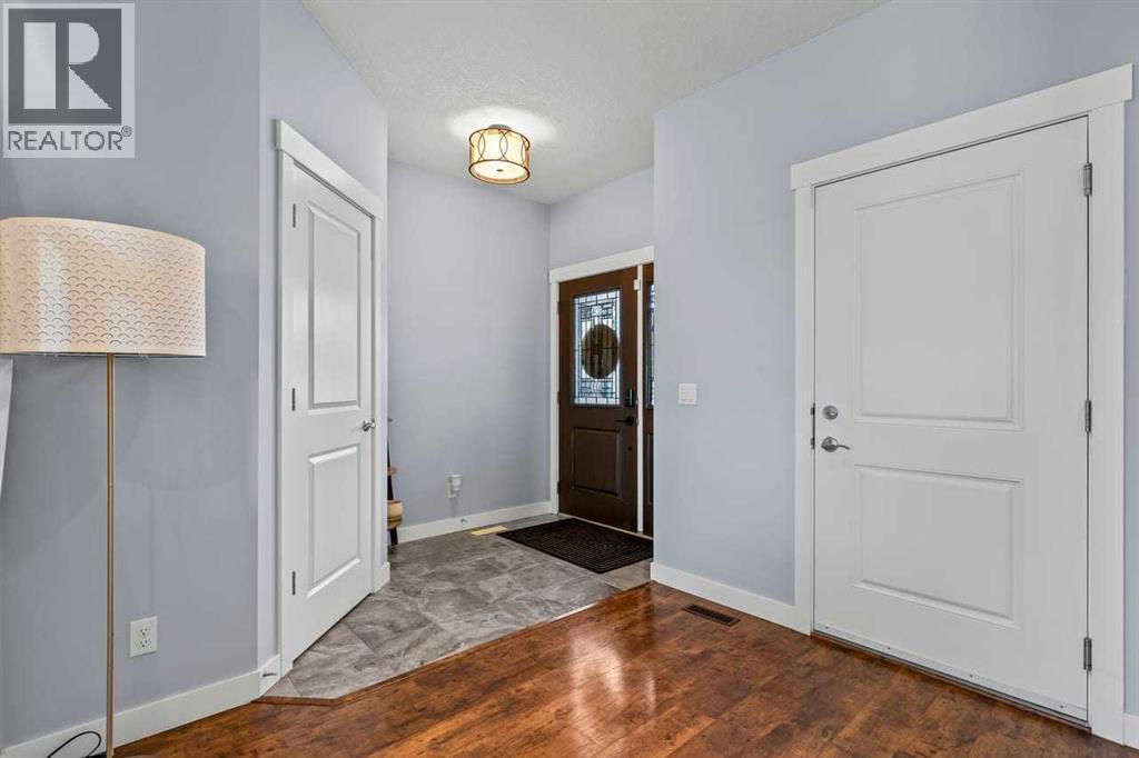 68 Legacy Manor SE - Image 2