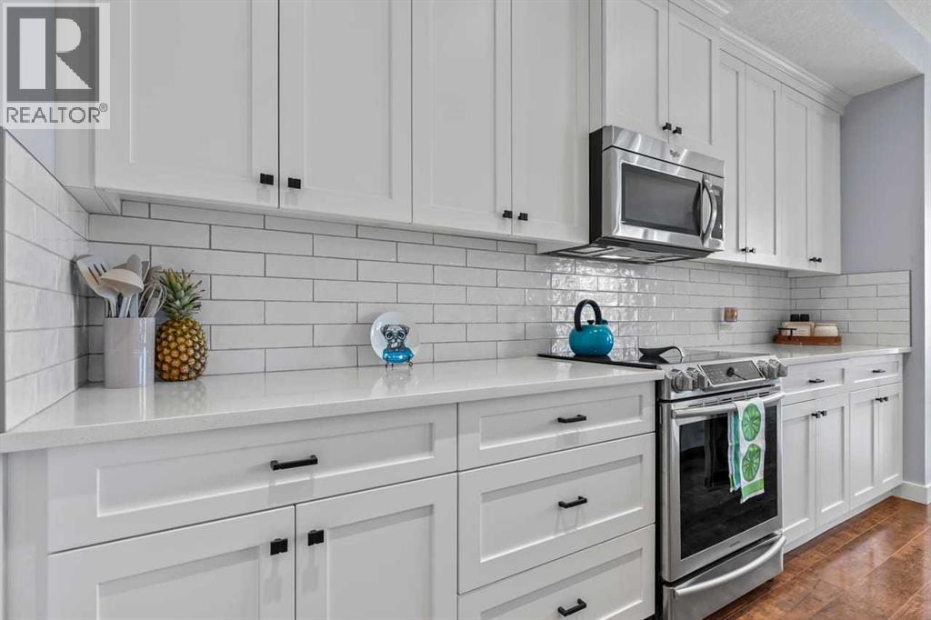 68 Legacy Manor SE - 7