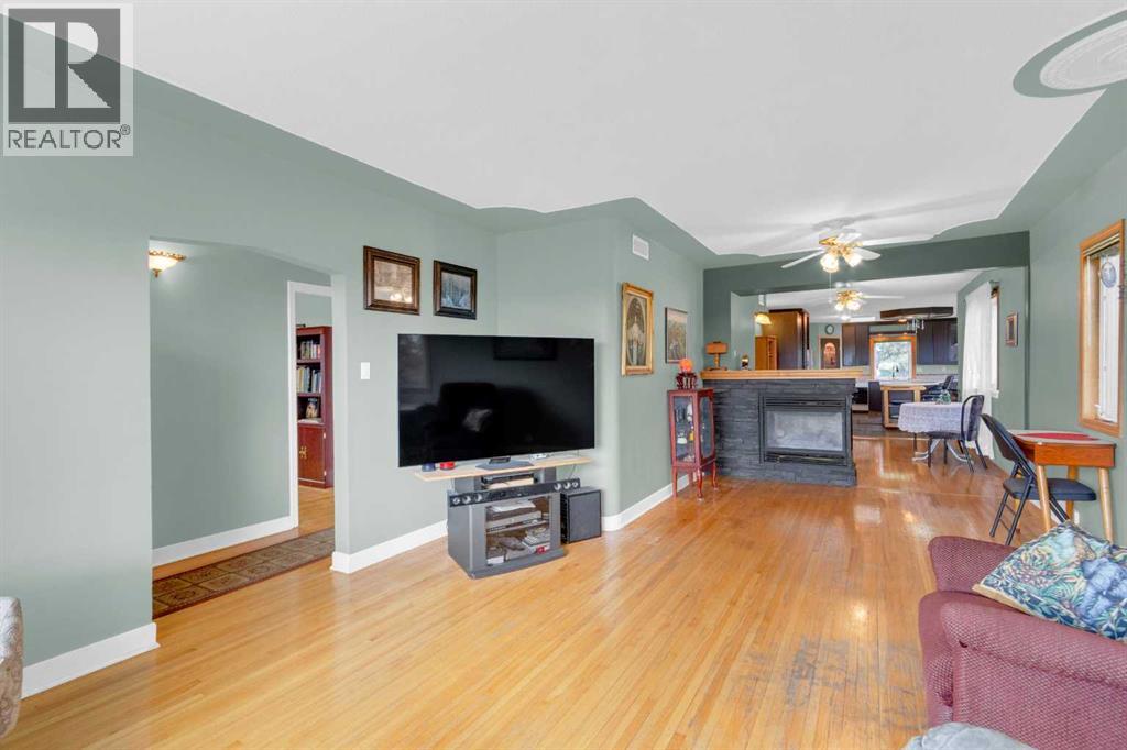 241043 Range Road 270 - 4