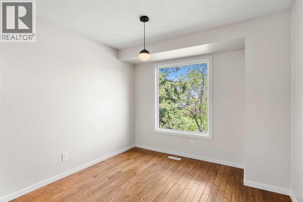 124 Bergen Crescent NW - 7
