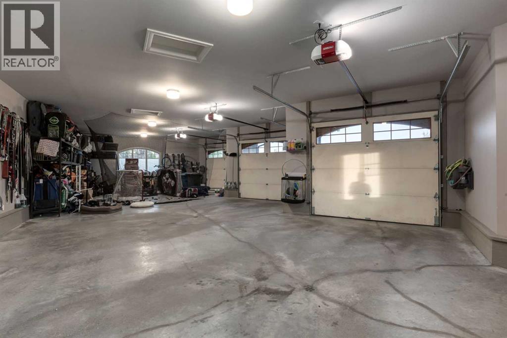 339 Leighton View - 42