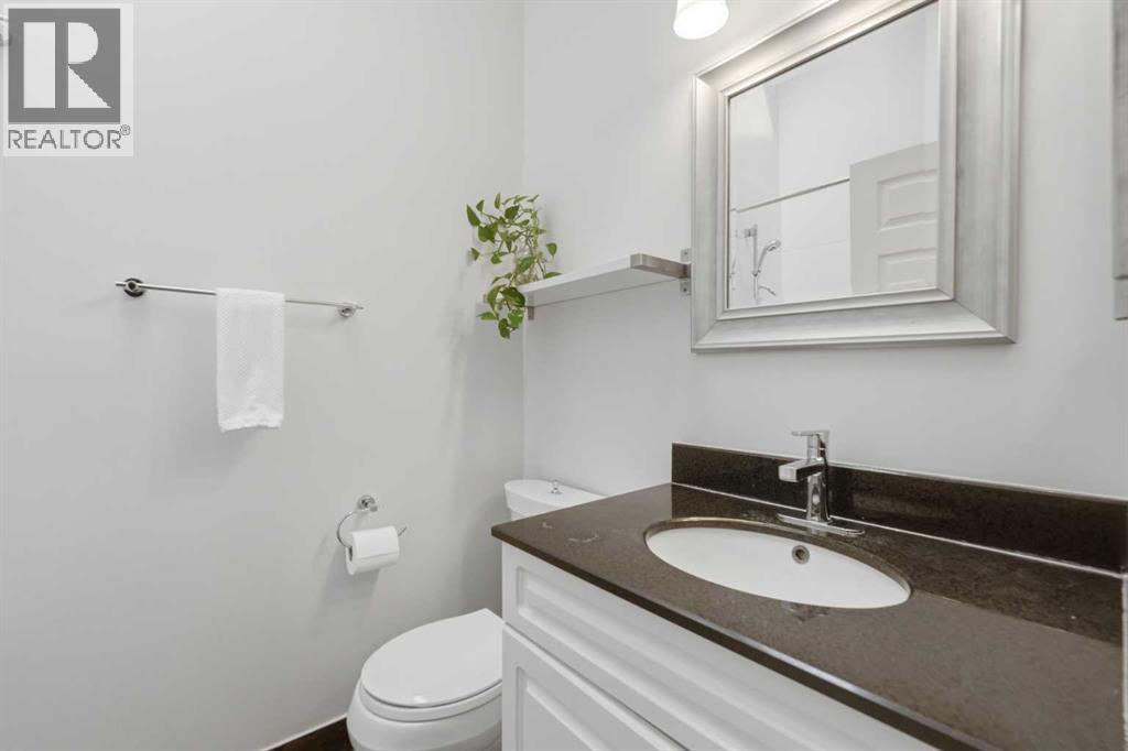 84 Coach Gate Way SW - 23