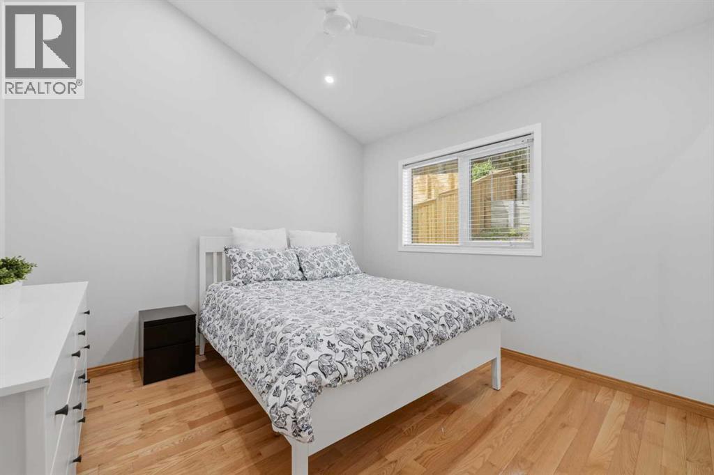 84 Coach Gate Way SW - 16