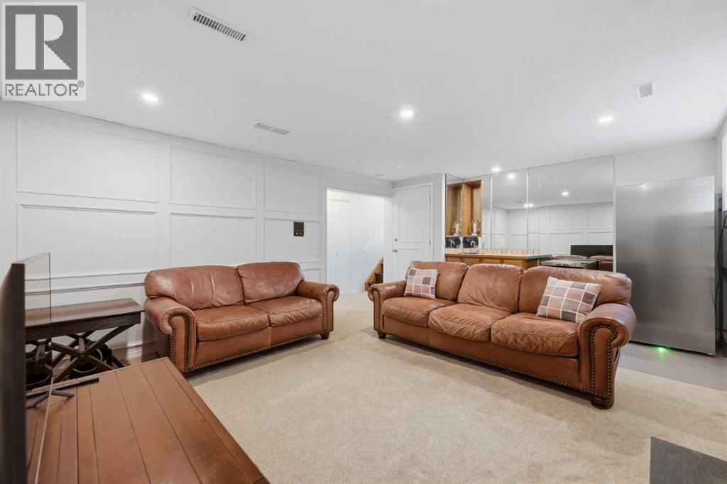 84 Coach Gate Way SW - 27
