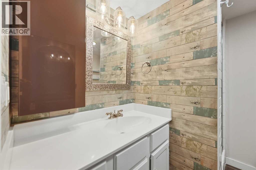 84 Coach Gate Way SW - 30
