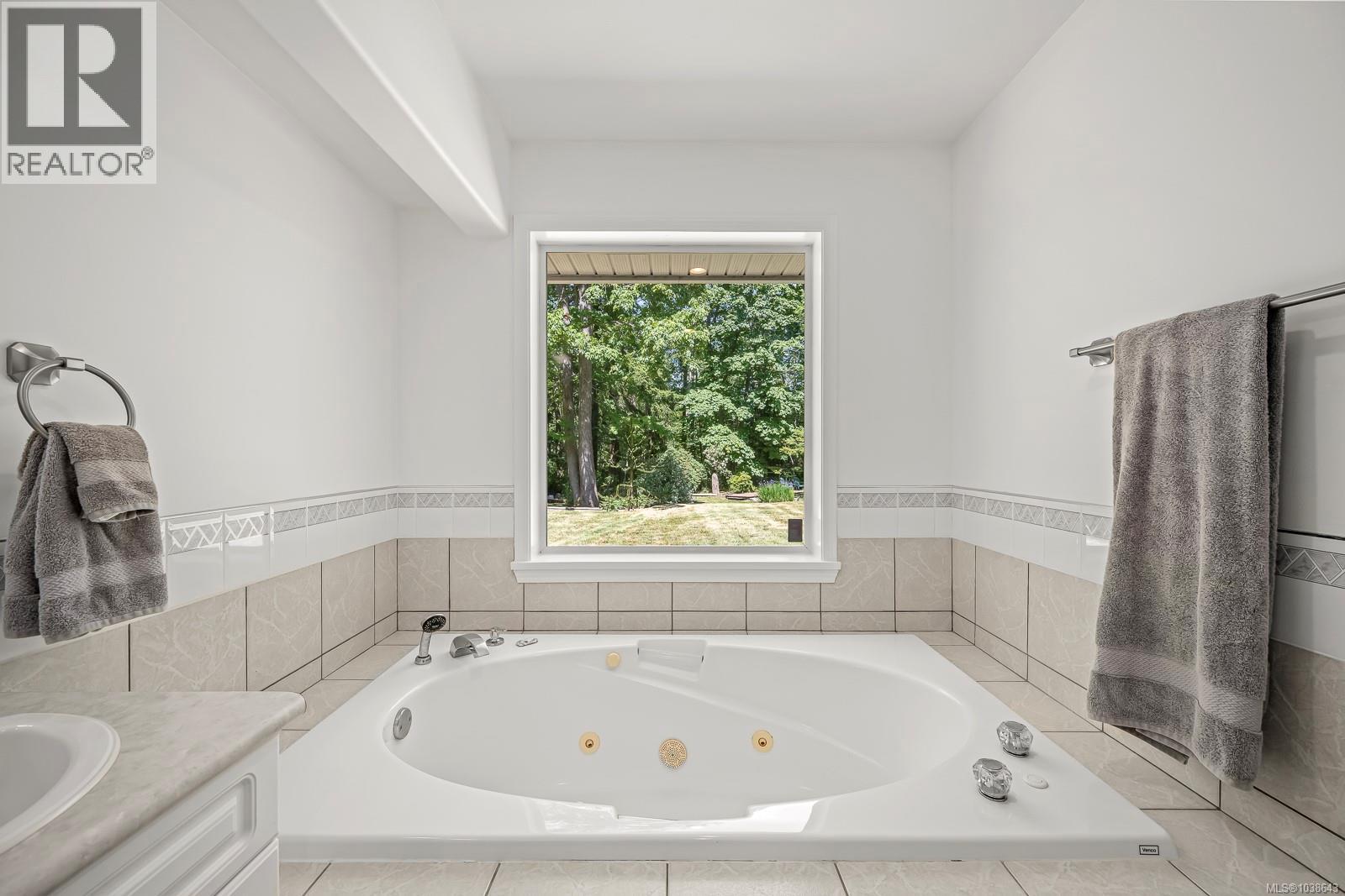 5888 Sea Terrace Rd - 25